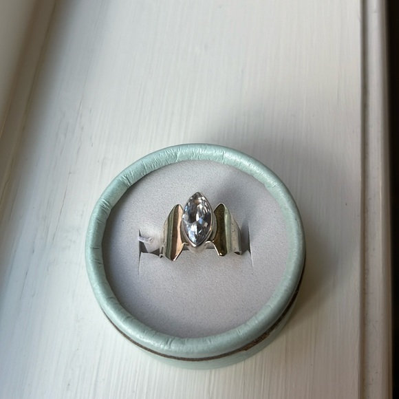 925, silver ring, size 9, Marquise cut simulated clear stone. - Picture 1 of 6